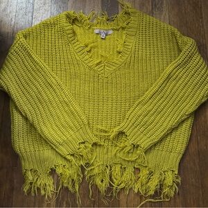 Love Tree ~ Cropped Fringed Sweater ~ Size M~